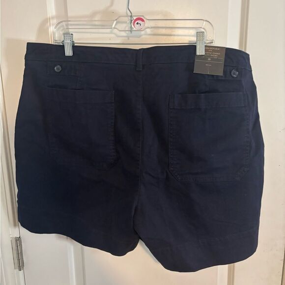 Banana Republic AUTHENTIC CHINO SHORT size 20 NWT BUNDLE OF 2 - Picture 4 of 9